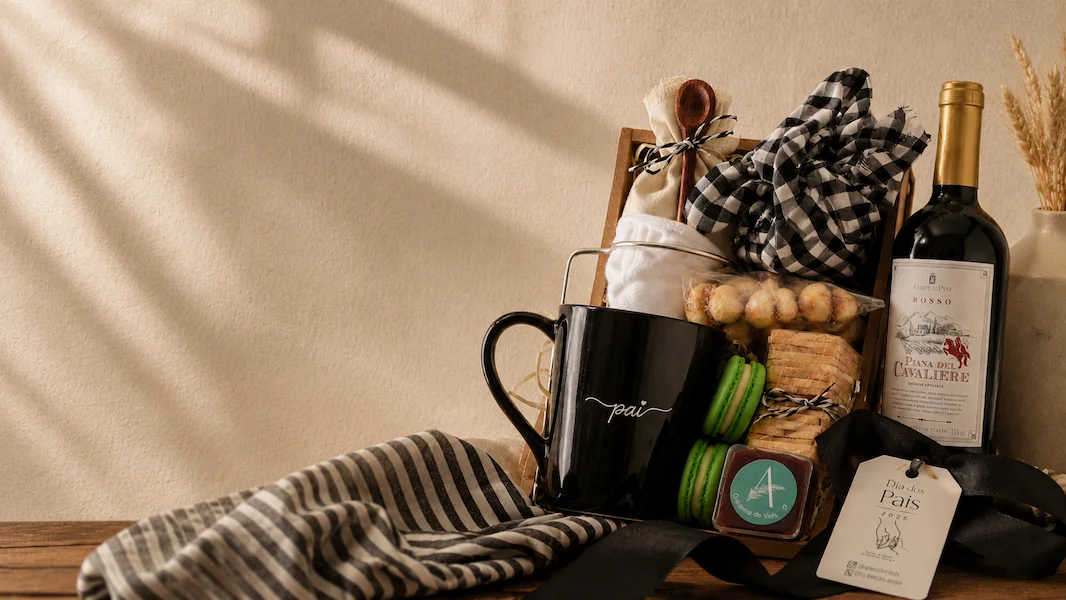 presentes para o dia dos pais alecrim. coleção Entre Nós com opções de cestas de café, tábuas de frios, presentes com vinhos, presentes com cervejas.